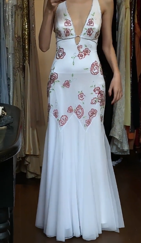 Elegant V-neck Sheath Long Prom Dresses Beaded Chiffon White Evening Dress Sleeveless Formal Dress DP04981