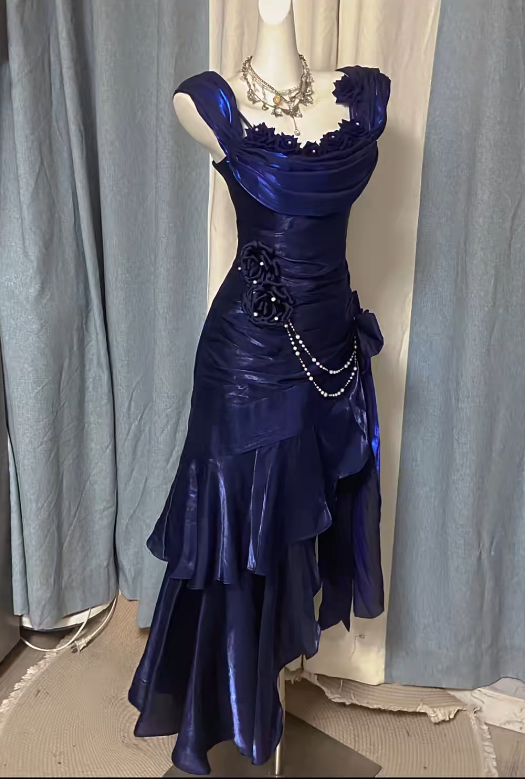 Chic Navy Blue Long Prom Dress Satin Straps Sheath Evening Dress Sleeveless Birthday Dress DP04996