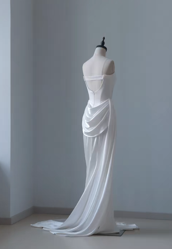 Timeless Sheath Long Wedding Dress Satin Strapless White Bridal Gown Sleeveless Bridal Dress DP05010