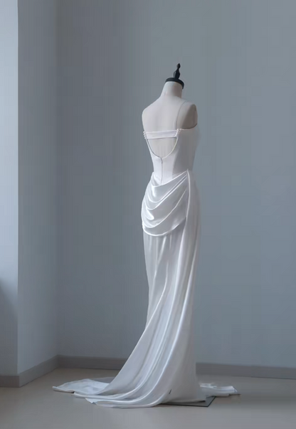 Timeless Sheath Long Wedding Dress Satin Strapless White Bridal Gown Sleeveless Bridal Dress DP05010