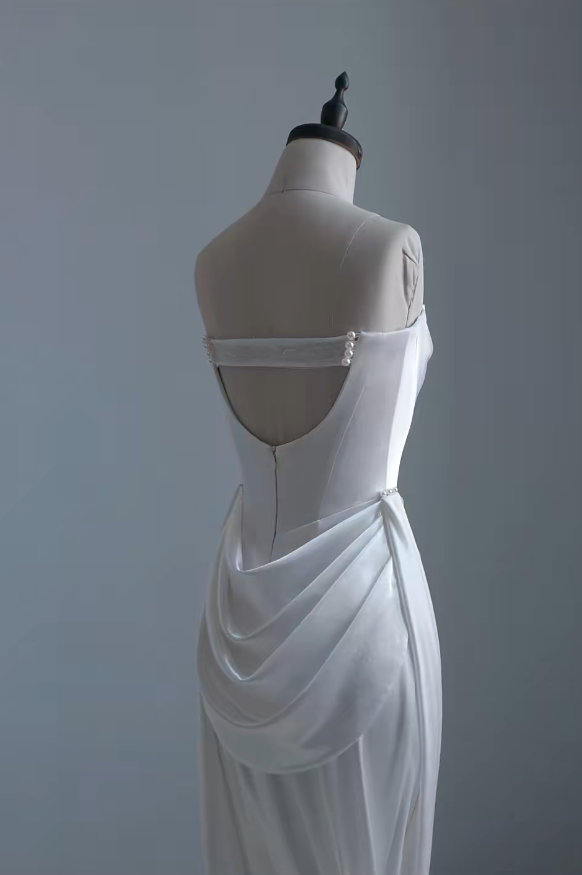 Timeless Sheath Long Wedding Dress Satin Strapless White Bridal Gown Sleeveless Bridal Dress DP05010