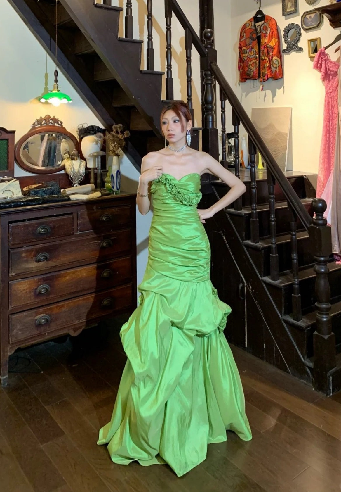 Glam Green Long Prom Dress Satin Sheath Evening Dress Sleeveless Birthday Dress DP05024