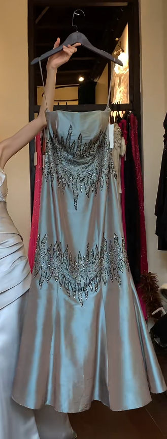 Süßes Ballkleid Spaghettiträger Silbergrau Mini Kurzes Formales Homecoming-Kleid Party Kurzes Ballkleid Hoco Kleider DH2684