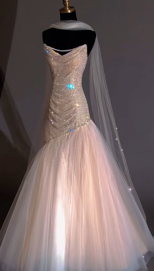 Süßes Ballkleid Spaghettiträger Silbergrau Mini Kurzes Formales Homecoming-Kleid Party Kurzes Ballkleid Hoco Kleider DH2684