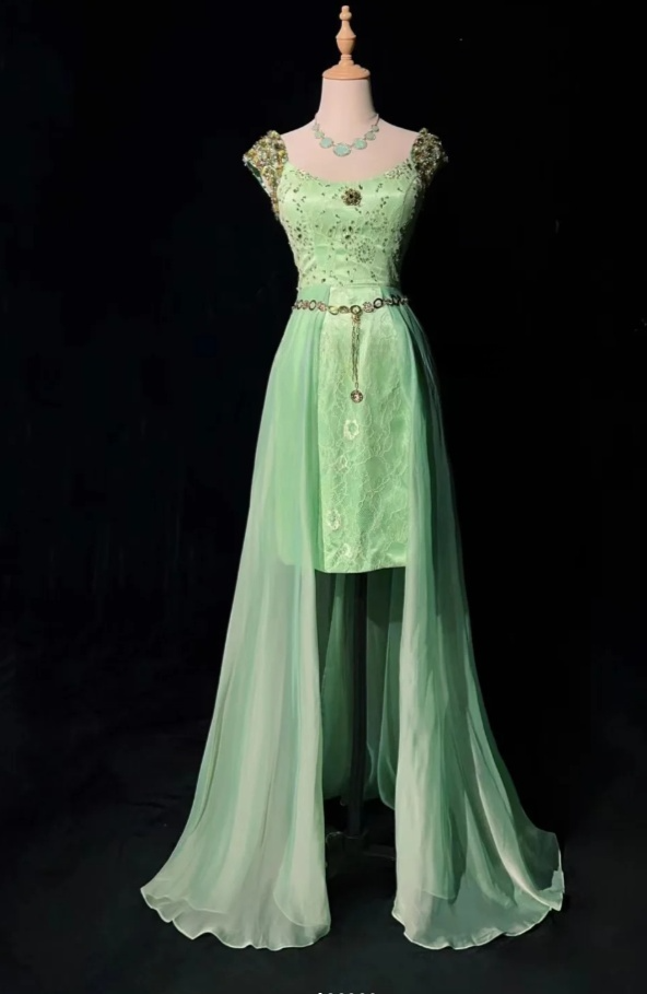 Elegant Green Prom DressBeaded Chiffon V-neck Evening Dress Sheath Birthday Dress DP05165