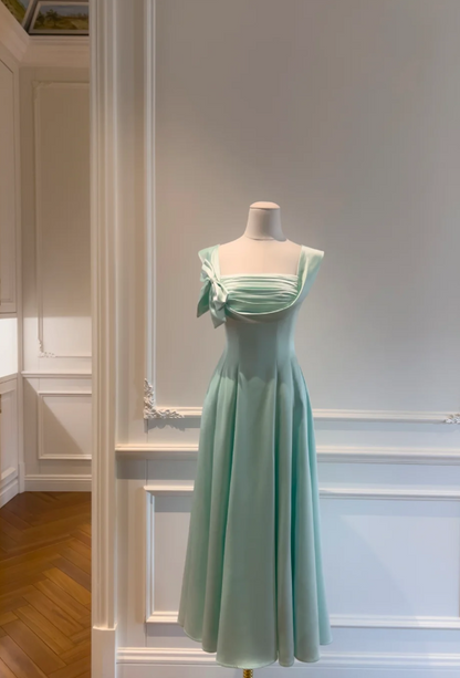 Süßes Ballkleid Spaghettiträger Silbergrau Mini Kurzes Formales Homecoming-Kleid Party Kurzes Ballkleid Hoco Kleider DH2684