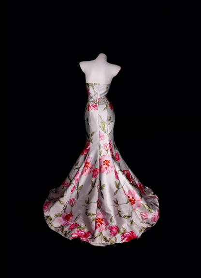 Elegantes trägerloses Ballkleid aus Satin mit Print im Meerjungfrauenstil, ärmelloses Geburtstagskleid DP05226