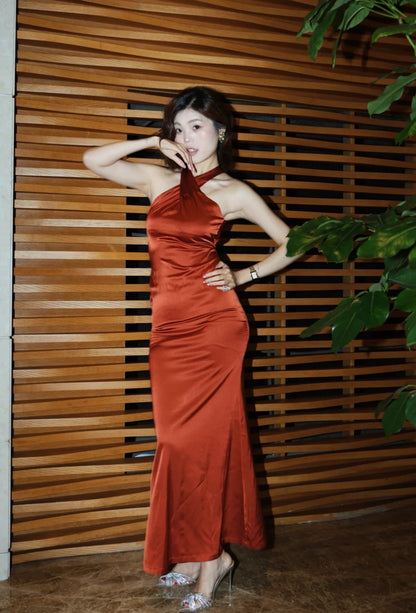 Robe de bal bordeaux élégante en satin, dos nu, fourreau, sans manches, robe d'anniversaire DP05239