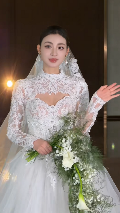 Zeitloses weißes A-Linien-Brautkleid mit Tüllapplikationen, herzförmigem Dekolleté, ärmellos, DP05254