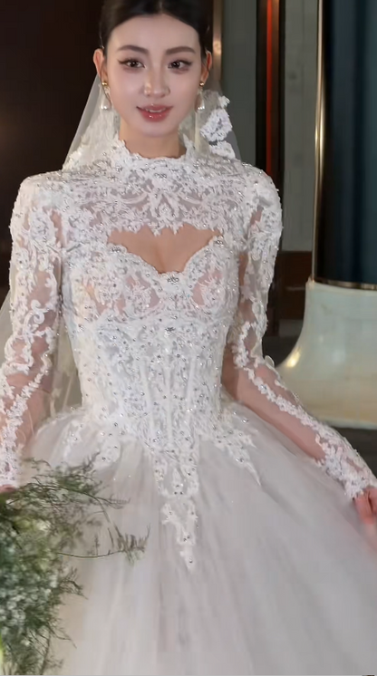 Zeitloses weißes A-Linien-Brautkleid mit Tüllapplikationen, herzförmigem Dekolleté, ärmellos, DP05254