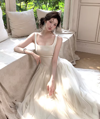 Märchenhaftes aprikosenfarbenes Chiffon-Abendkleid mit Spaghettiträgern und A-Linie, Geburtstagskleid DP05262