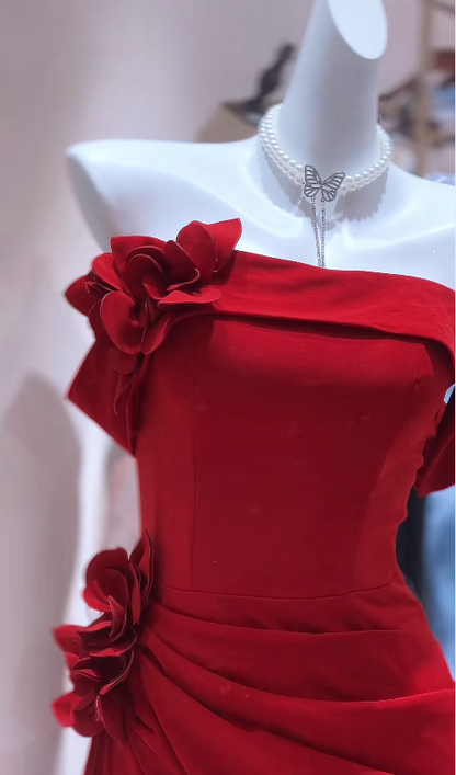 Elegantes rotes Satin-Abendkleid, trägerlos, langes Etuikleid, DP05275