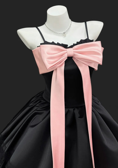 Robe de bal noire sexy à fines bretelles en satin, coupe trapèze, courte, DP05278