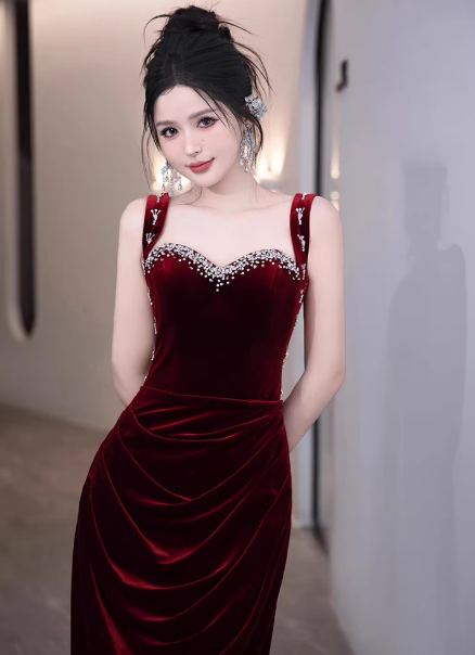 Chic Burgundy Prom Dress Spaghetti Straps Velvet Sheath Long Evening Dress DP05288