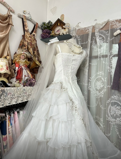 Elegantes weißes langes Brautkleid mit A-Linien-Schnitt, Trägern und Tüll, ärmellos, DP05300