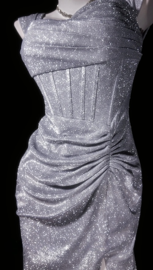 Glitzerndes Satin-Abendkleid, ärmelloses Etuikleid, graues Ballkleid mit Schlitz, Modell DP05309