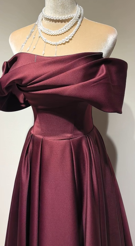 Robe de bal chic bordeaux, ligne A, épaules dénudées, en satin, longue, DP05317