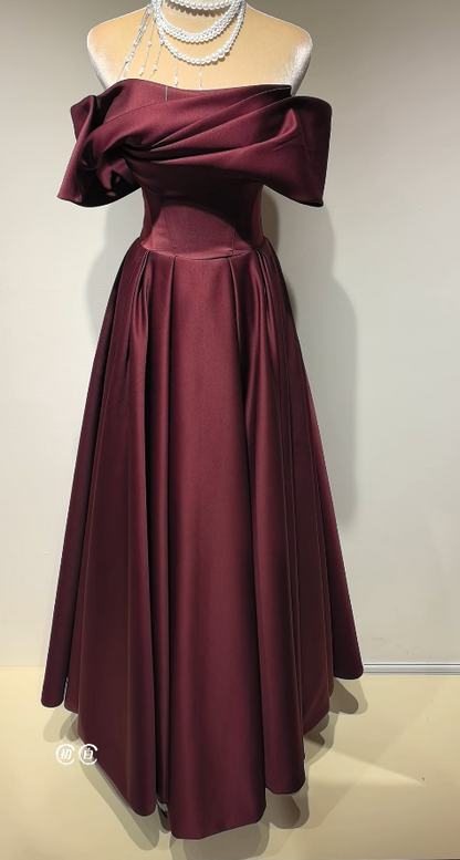 Robe de bal chic bordeaux, ligne A, épaules dénudées, en satin, longue, DP05317