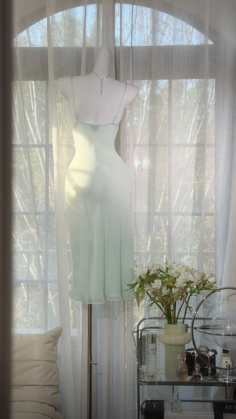 Elegantes kurzes Abendkleid in Mintgrün mit Spaghettiträgern, Etui, Chiffon, Partykleid, Ärmelloses Geburtstagskleid DP05360