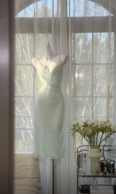 Elegantes kurzes Abendkleid in Mintgrün mit Spaghettiträgern, Etui, Chiffon, Partykleid, Ärmelloses Geburtstagskleid DP05360