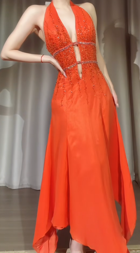 Schickes orangefarbenes Ballkleid A-Linie Neckholder Perlen Chiffon Langes Abendkleid DP05368