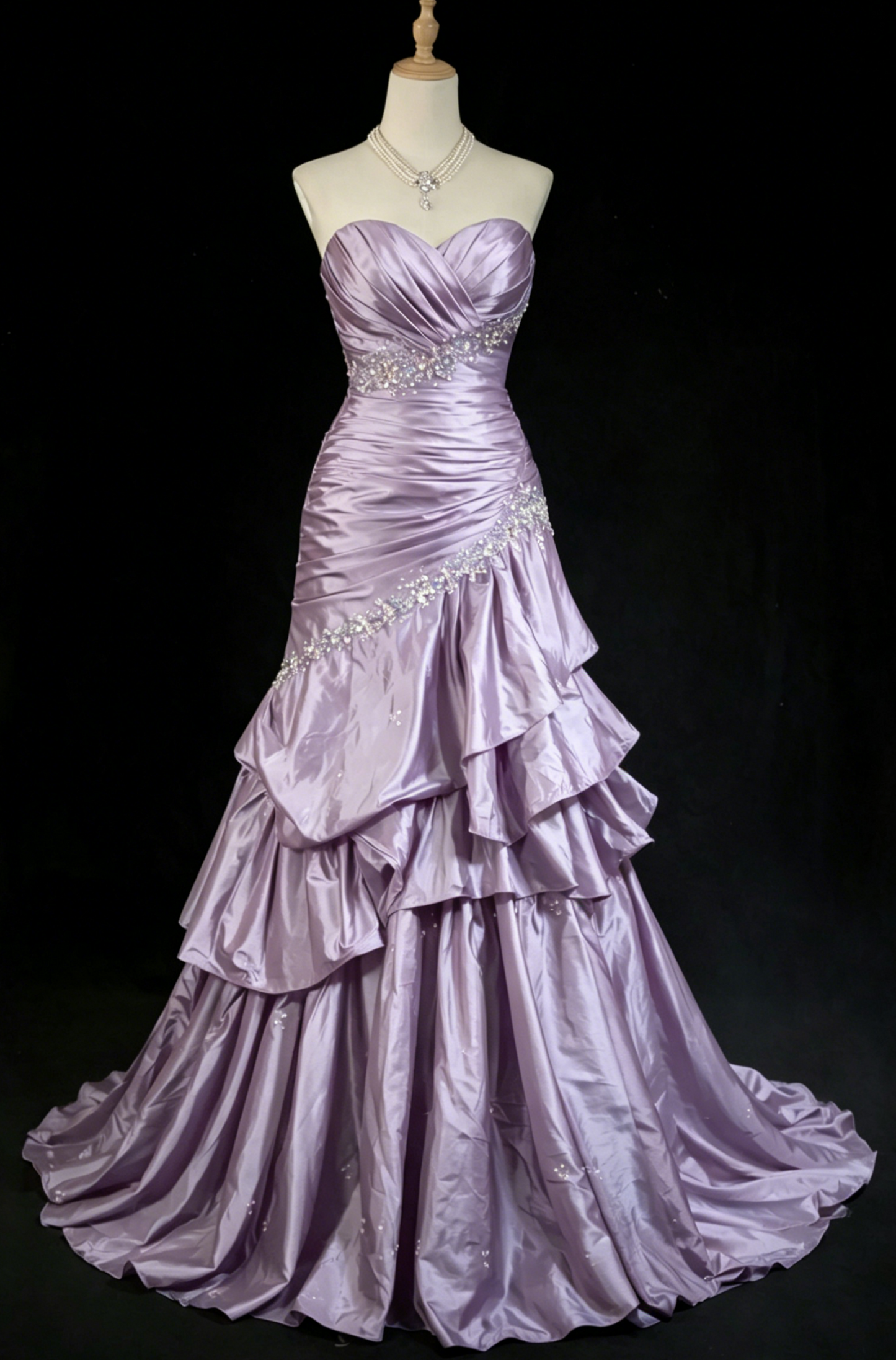 Robe de bal chic lavande bustier fourreau longue robe de soirée sans manches en satin robe de cérémonie DP05381