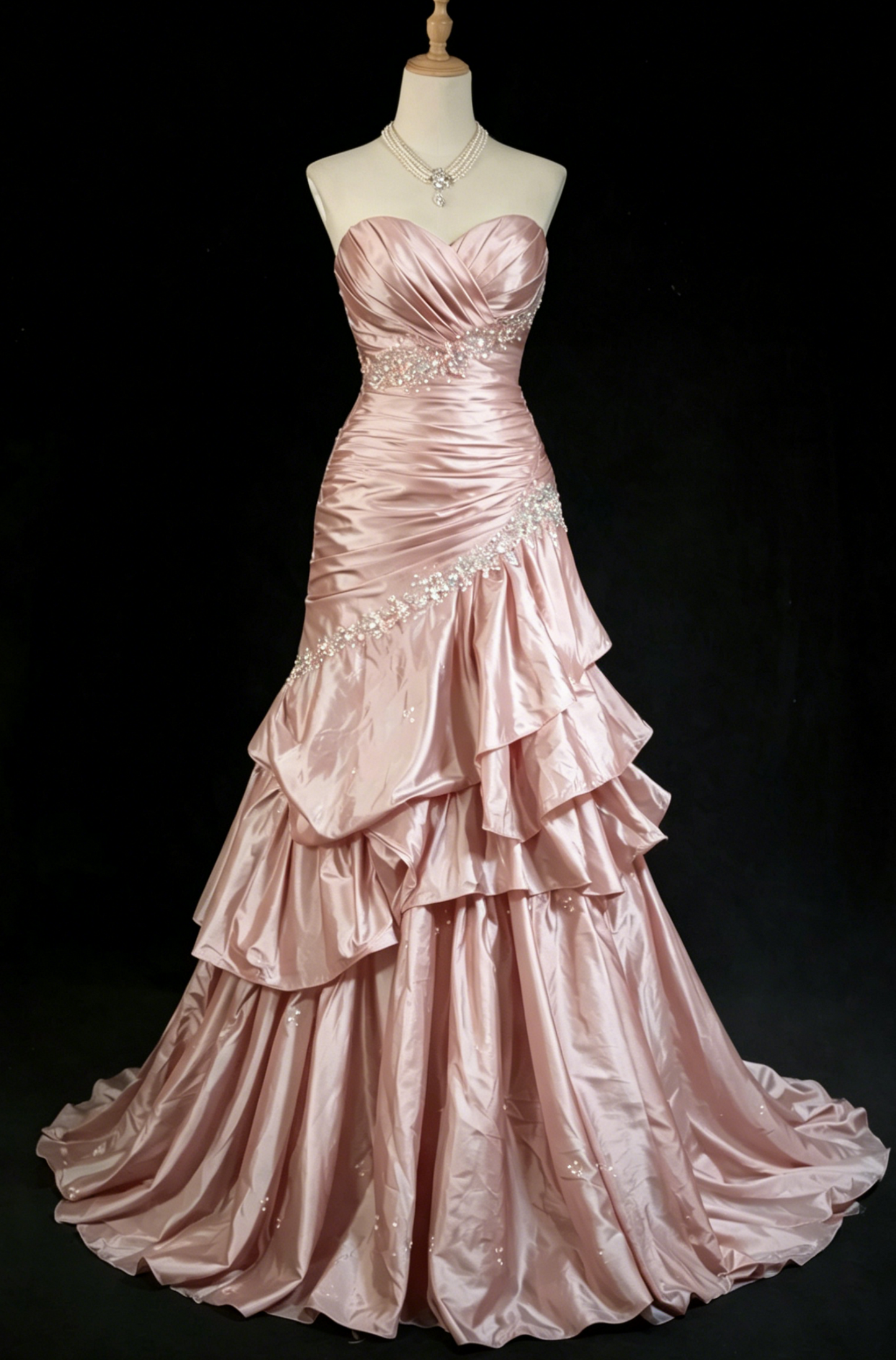Robe de bal chic lavande bustier fourreau longue robe de soirée sans manches en satin robe de cérémonie DP05381