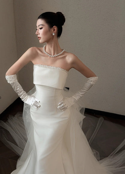 Timeless Strapless Wedding Dress Sheath Satin Bridal Dress Sleeveless White Birdal Gowns DP05396