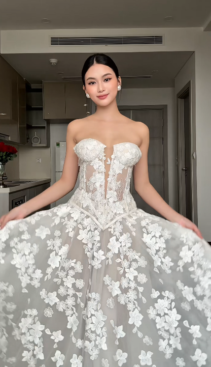 Zeitloses Sweetheart-Brautkleid A-Linie Tüll-Applikationen Brautkleid Ärmellos Weiß Brautkleider DP05397