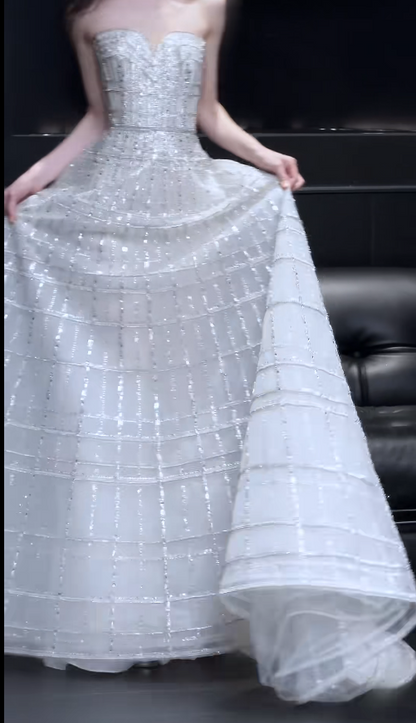 Timeless Sweetheart Wedding Dress A-Line Tulle Beaded Sequins Bridal Dress Sleeveless White Birdal Gowns DP05400