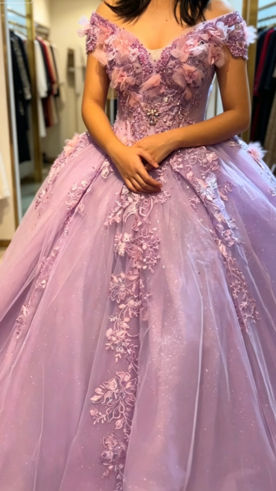 Wunderschönes pinkes Quinceanera-Kleid, schulterfreies Ballkleid, Tüll-Applikationen, Sweet 16 Kleid, ärmelloses Geburtstagskleid DP05402