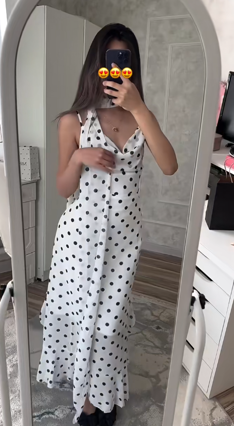 Robe de Soirée Chic Blanche pour Invitée de Mariage Bretelles Spaghetti Fourreau Mousseline de Soie Longue DP05442