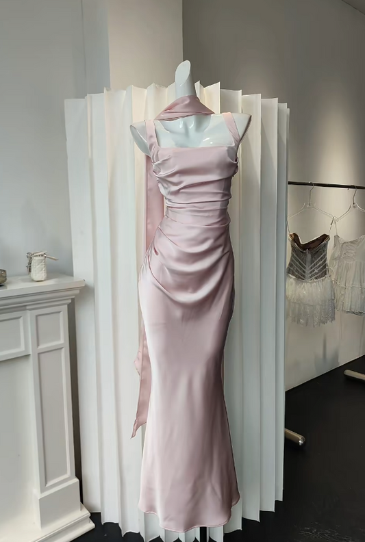 Elegantes Etuikleid mit Spaghettiträgern, langes Abendkleid, pinkes Ballkleid, Satinkleid, formelles Kleid DP05474