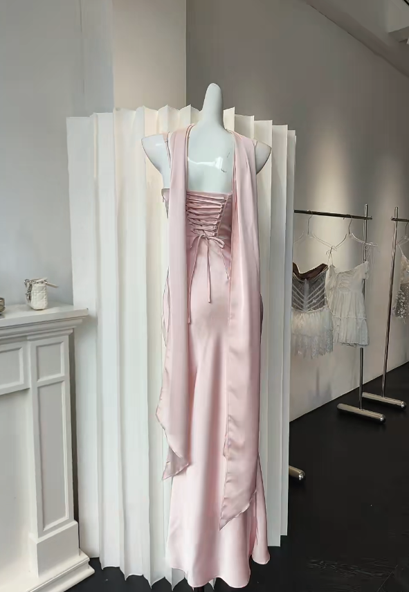 Elegantes Etuikleid mit Spaghettiträgern, langes Abendkleid, pinkes Ballkleid, Satinkleid, formelles Kleid DP05474
