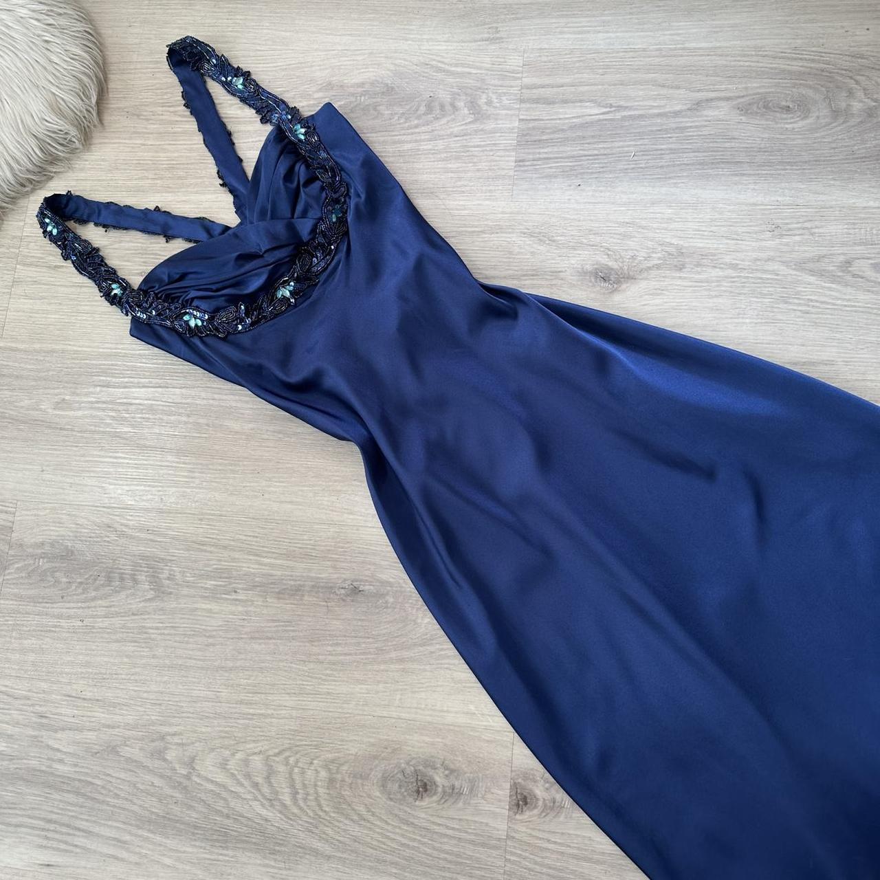 Elegantes blaues Ballkleid Neckholder Etui-Satin langes Abendkleid DP05500