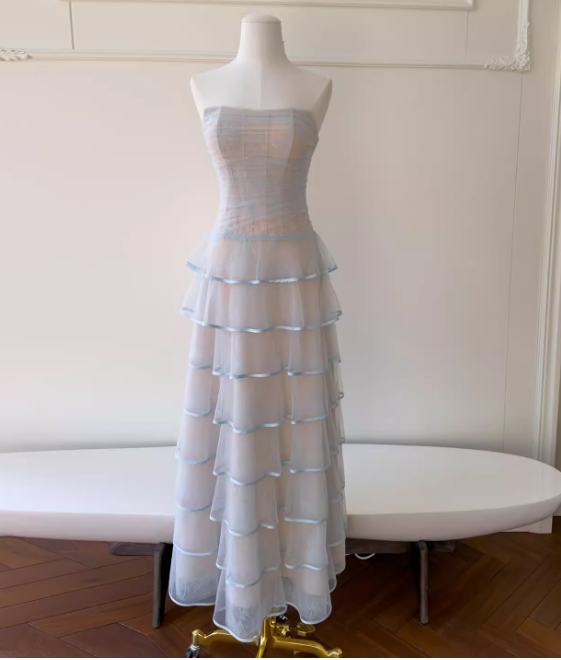Elegantes trägerloses A-Linien-Abendkleid aus Tüll in Blau, Ballkleid DP05514
