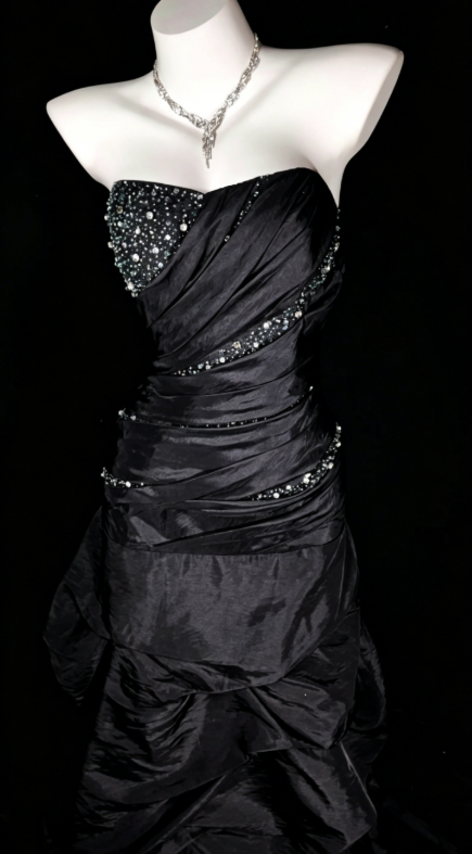Elegant Strapless Sheath Satin Long Evening Dress Black Prom Dress DP05520