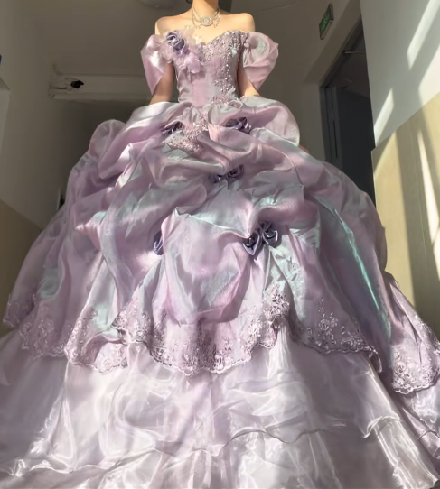 Chic Off-shoulder Ball Gown Sweet 16 Dress Tulle Long Prom Dress Lilac Quinceanera Dress DP05531