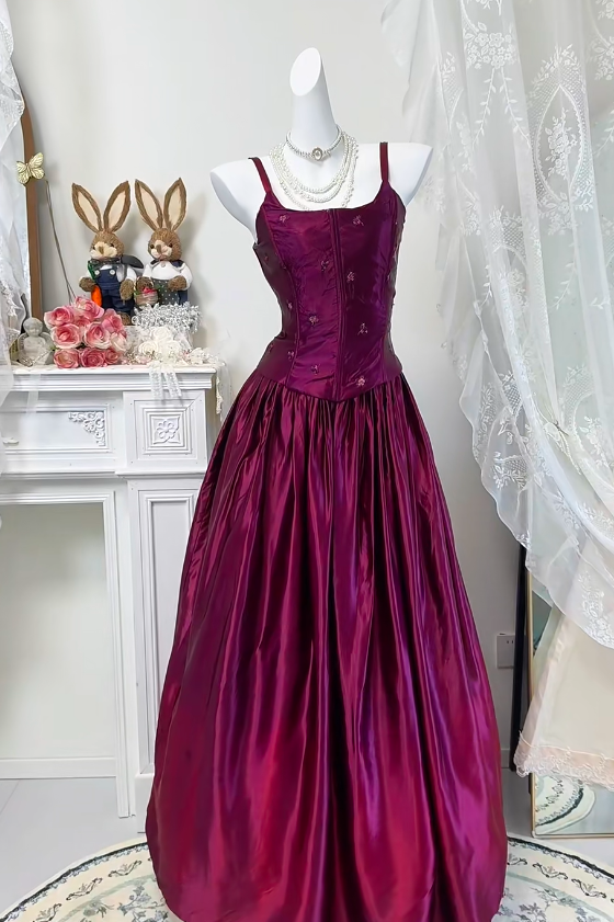 Elegantes Spaghetti-Träger A-Linien-Abendkleid aus Satin, langes Ballkleid in Weinrot DP05533