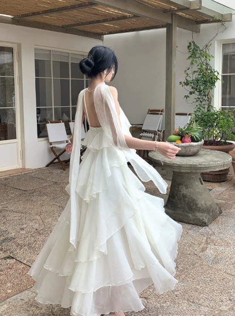 Elegantes weißes Brautjungfernkleid Etui-Chiffon langes Abendkleid DP05537