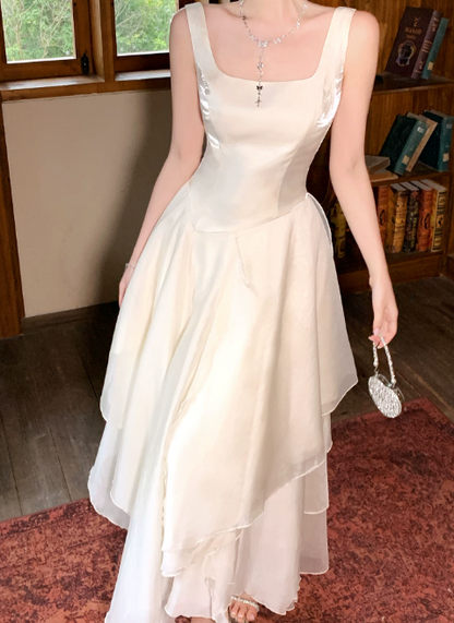 Chic Träger A-Linien Geburtstags-Kleid Weißes Urlaubs-Kleid Chiffon Langes Abendkleid DP05538