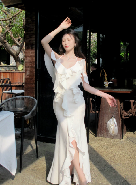 Chic Spaghetti Straps Sheath Chiffon Long Evening Dress White Wedding Guest Dress  DP05555