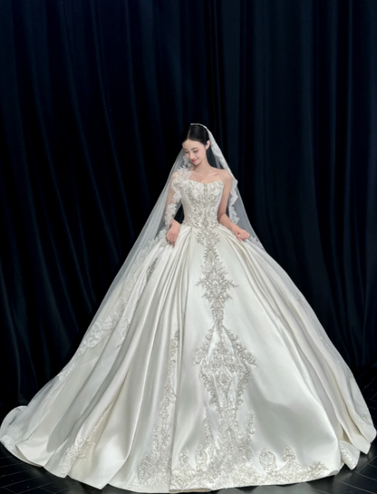 Elegant Strapless A-Line Wedding Dress Satin Appliques Bridal Gown White Bridal Dress DP05564