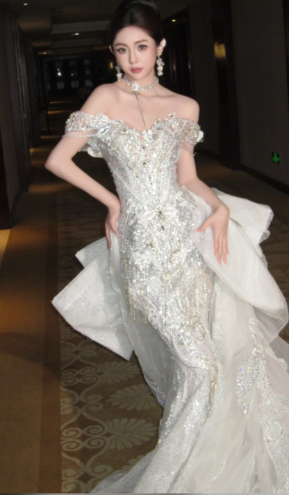 Timeless Off-shoulder Mermaid Long Wedding Dress Tulle Bridal Dress White Bridal Gown DP05571