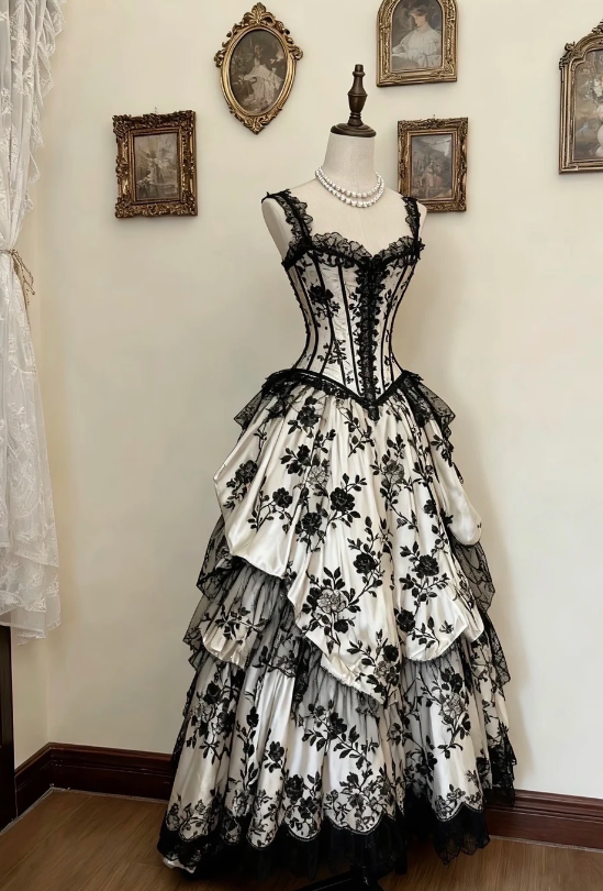 Schickes Träger-Geburtstagskleid Ballkleid Satin Bestickt Langes Ballkleid Schwarz Sweet 16 Kleid DP05581