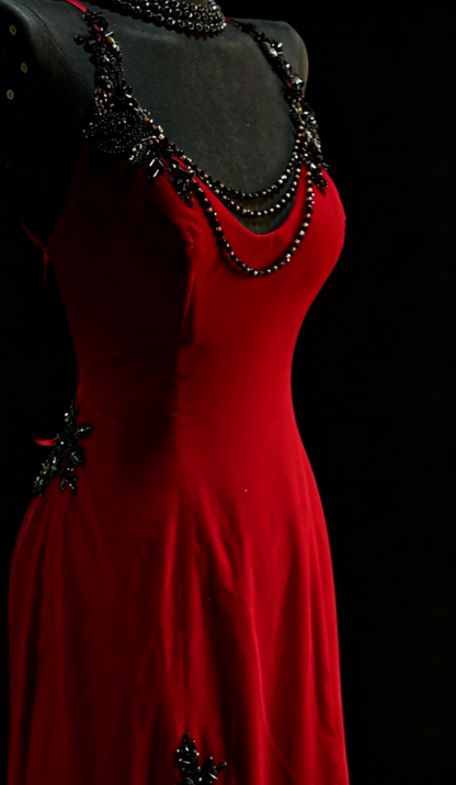 Schickes Neckholder-Scheidenkleid aus Samt, langes Abendkleid, rotes Ballkleid DP05583