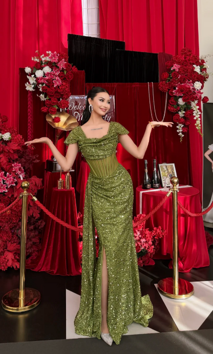 Etuikleid aus Tüll und Pailletten, langes Abendkleid in Olivgrün, Ballkleid DP05596