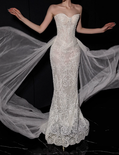 Timeless Sweetheart Sheath Wedding Dress Lace Appliques Bridal Dress White Bridal Gown DP05616