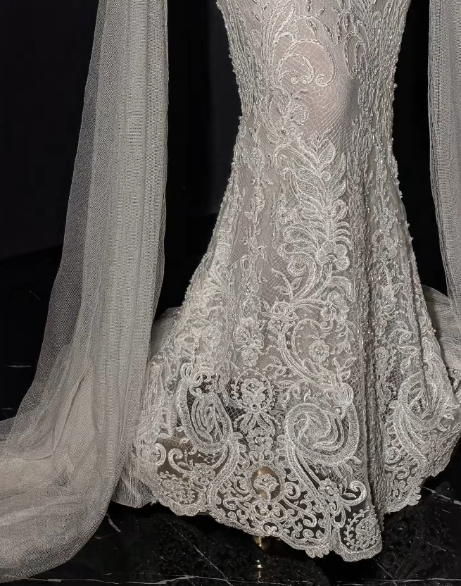 Timeless Sweetheart Sheath Wedding Dress Lace Appliques Bridal Dress White Bridal Gown DP05616