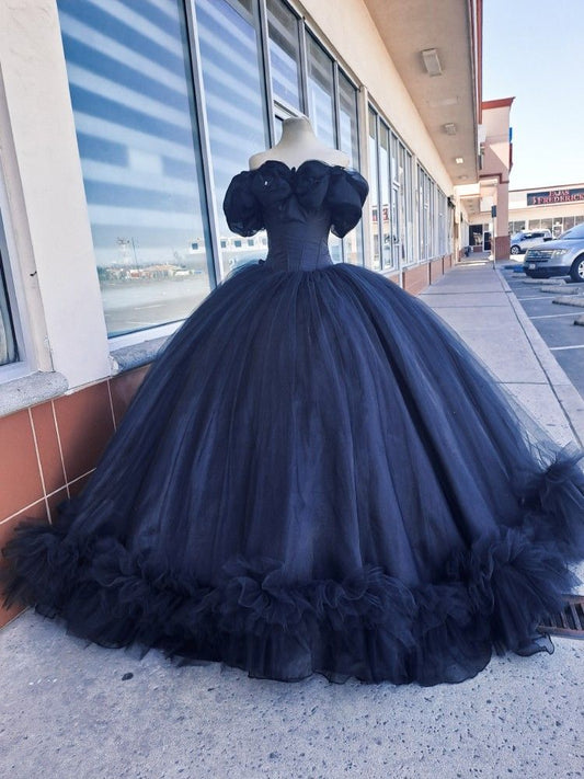 Wunderschönes schulterfreies Ballkleid Quinceanera Kleid Tüll langes Ballkleid Schwarz Sweet 16 Kleid DP05624